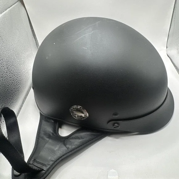 Harley Davidson MD 57-58 cm Matte‎ Black Skull Logo Half Helmet Leather Straps